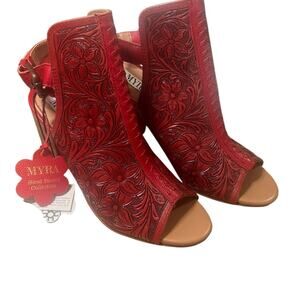 Myra Collandra Hand Tooled Booties Size 6 Western Sandals NWT
